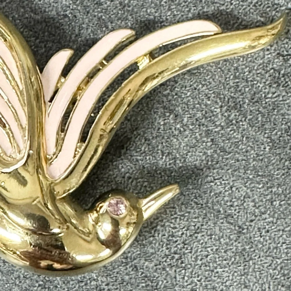 Vintage Trifari Signed Gold Pink Enamel Paradise Large Bird Brooch